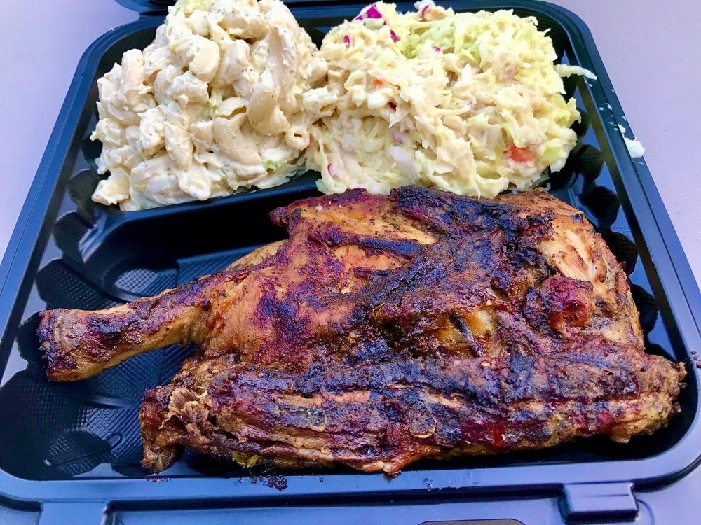 Food from Bob's Barbecue