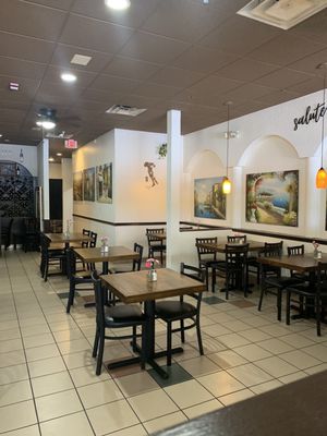 Guido’s Restaurant and Pizzeria by null