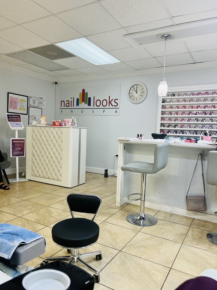 Suncoast Nail Spa Image