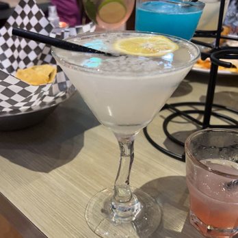 Papa Lopez Mexican Cantina - Lemon-tini.. it was uneventful.  I didn't even drink it... - Tex-Mex Near Me - Allen, Texas