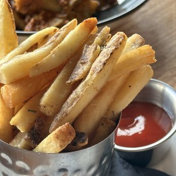 Moonraker Restaurant - Side of fries - New American Near Me - Pacifica, California Moonraker Restaurant - Side of fries - New American Near Me - Pacifica, California