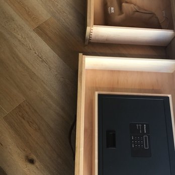 MADE - Extra storage space. - Hotels Near Me - New York, New York