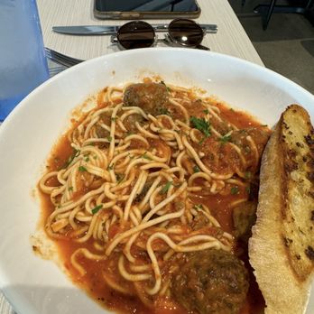 Blue Fork Kitchen - Comfort Food Near Me - Hastings, Nebraska
