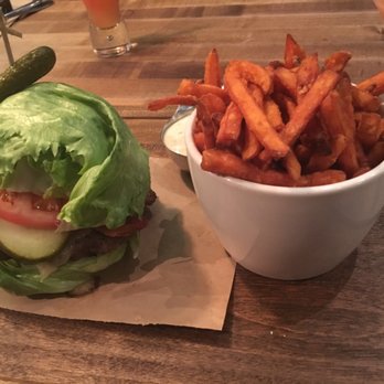 Moxies - Lettuce "bun" Burger - Canadian (New) Near Me - Toronto, Ontario