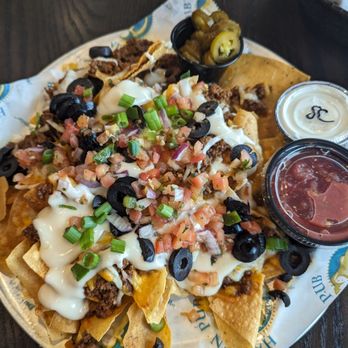 Hamlin Pub - Beef Nacho Supreme - Pubs Near Me - Davison, Michigan