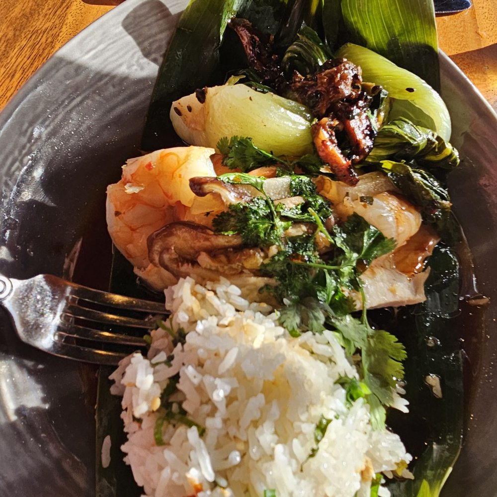 Duke's Beach House - Mongchong - Breakfast & Brunch Near Me - Lahaina, Hawaii Duke's Beach House - Mongchong - Breakfast & Brunch Near Me - Lahaina, Hawaii