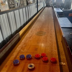 Plan B Live Entertainment & Cocktails - Shuffleboard