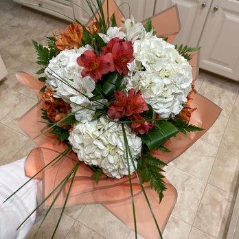 Fresh Flowers Florist - Florists Near Me - Oakton, Virginia