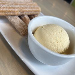 Taqueria Tsunami - Churros