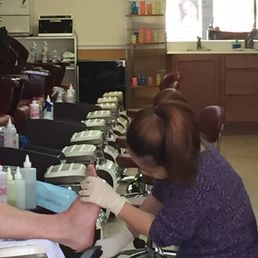 10 pedicure chairs!