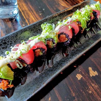 Komorebi Sushi - MAFIA - BLACK RICE, SPICY TUNA, CUCUMBER, TOPPED WITH FRESH TUNA, AVOCADO, HOUSE MAYO, SCALLION, UNAGI SAUCE - Sushi Bars Near Me - Chicago, Illinois