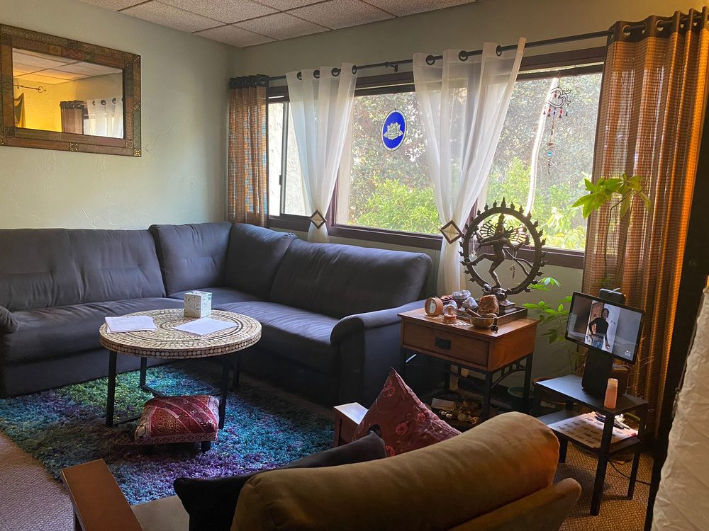 Maple Counseling Center - grief counselor in Ventura, CA