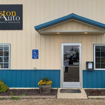Kingston Auto - Customer Entrance - Auto Repair Near Me - Dassel, Minnesota