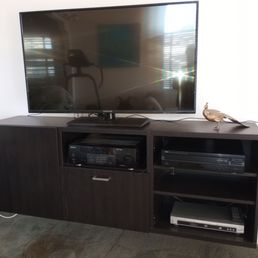 Kenwood on the left, Yamaha on the right,
Polk Audio speakers Kenwood on the left, Yamaha on the right,
Polk Audio speakers