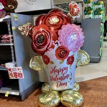 Harris Teeter - Cute balloon. - Grocery Near Me - Potomac, Maryland