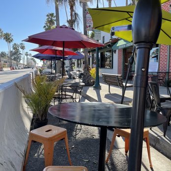Tacos Don Roge - Eating area outside - Tacos Near Me - Carpinteria, California Tacos Don Roge - Eating area outside - Tacos Near Me - Carpinteria, California