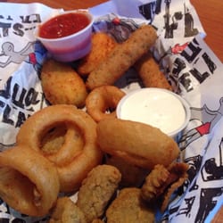 Murf's Gearbox Grill - Sampler platter with jalapeño poppers, onion rings, cheese sticks and breaded mushrooms.