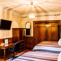 Beacon Inn - Guest Room
