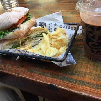 Colectivo Coffee Third Ward - Coffee & Tea Near Me - Milwaukee, Wisconsin