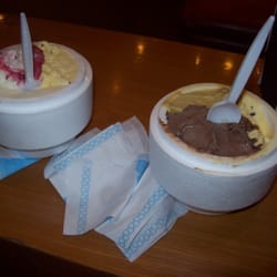 Freddo - Sambayón, Chocolate suizo y Mousse de maracuyá.