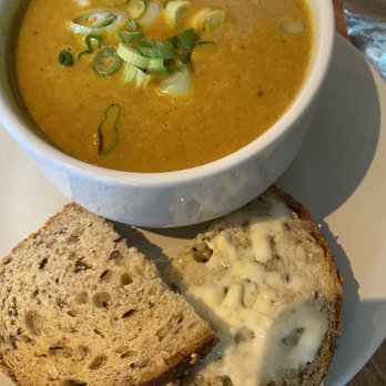The Yoga Chef - Green pepper soup - Breakfast & Brunch Near Me - Port Coquitlam, British Columbia The Yoga Chef - Green pepper soup - Breakfast & Brunch Near Me - Port Coquitlam, British Columbia