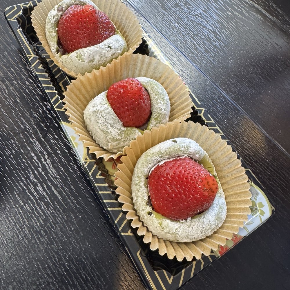 Diamond Head General Store - Matcha strawberry mochi - Hawaiian Near Me - San Bruno, California Diamond Head General Store - Matcha strawberry mochi - Hawaiian Near Me - San Bruno, California