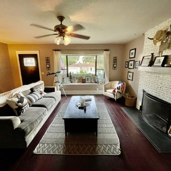 Rojas Real Estate Team - Family room - Real Estate Services Near Me Rojas Real Estate Team - Family room - Real Estate Services Near Me