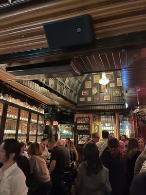 O'Donoghues Bar by null