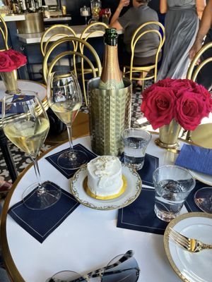 Healdsburg Bubble Bar by null