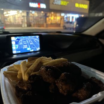 Mr Wings - Boneless Wings and fries w/ "Honey Hot" Sauce - Pizza Near Me - Philadelphia, Pennsylvania Mr Wings - Boneless Wings and fries w/ "Honey Hot" Sauce - Pizza Near Me - Philadelphia, Pennsylvania