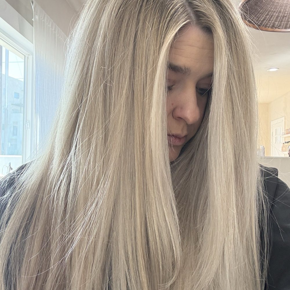 Mabel Salon - Blonde highlights by LJ (Lauren) - Hair Salons Near Me - Tucson, Arizona Mabel Salon - Blonde highlights by LJ (Lauren) - Hair Salons Near Me - Tucson, Arizona