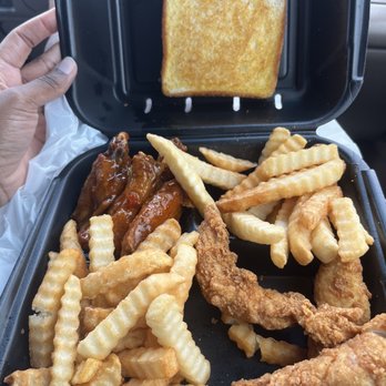 Zaxbys - Wings & Things with old chicken - Salad Near Me - Chester, Virginia Zaxbys - Wings & Things with old chicken - Salad Near Me - Chester, Virginia