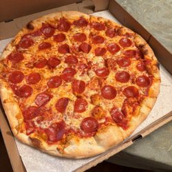 Pizza Stop Pub & Bistro - Pepperoni Pizza