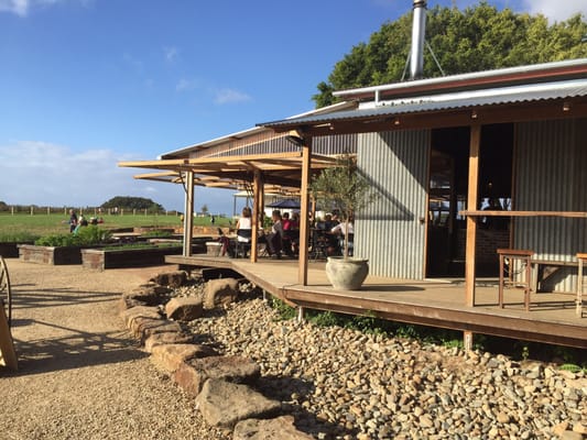 Three Blue Ducks, Byron Bay by null