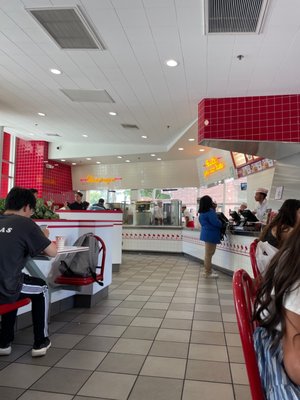 In-N-Out Burger by null