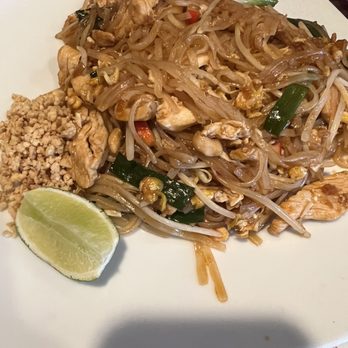 Bann Thai Old Town - Pad Thai with chicken - Thai Near Me - Occoquan, Virginia Bann Thai Old Town - Pad Thai with chicken - Thai Near Me - Occoquan, Virginia