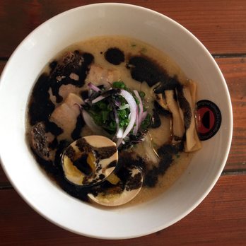 Junpuu - Garlic Tokyo Tonkotsu Ramen; super flavorful and love that Tonkotsu. - Ramen Near Me - Honolulu, Hawaii