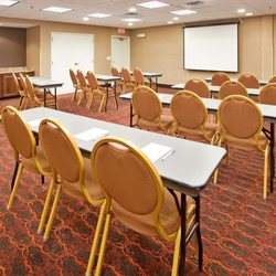 Hampton Inn & Suites Watertown - Meeting Room