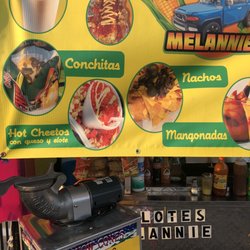 Elotes Melannie - The menue