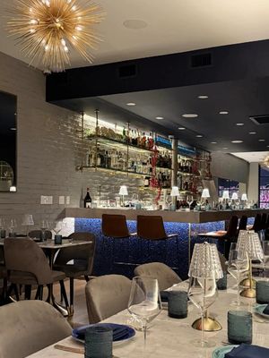 Amo Seafood by null