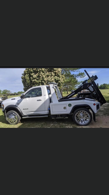 Sauceda's Towing & Recovery