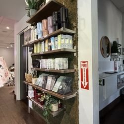 Toi Spa - West Davie - Shop at the front desk