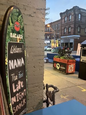 Nana by null