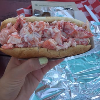 James Hook & Co - The best lobster roll - Seafood Near Me - Boston, Massachusetts James Hook & Co - The best lobster roll - Seafood Near Me - Boston, Massachusetts