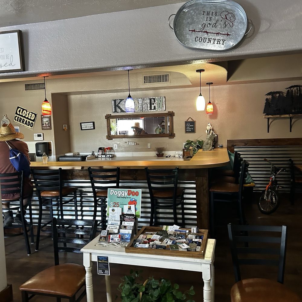 Coyote Cafe - Cafes Near Me - Bullhead City, Arizona