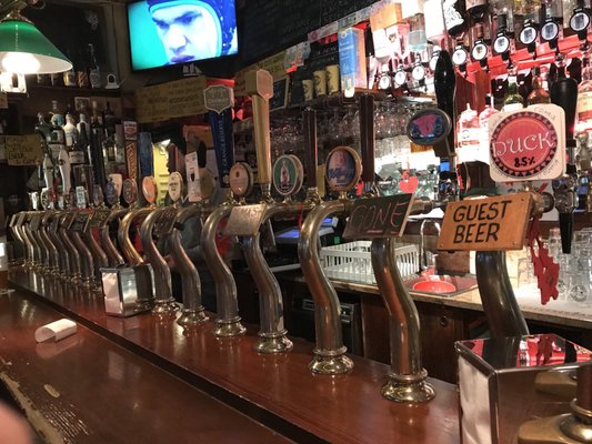 Il Santo Bevitore craft pub by null