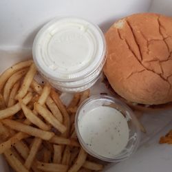 Chick N Max