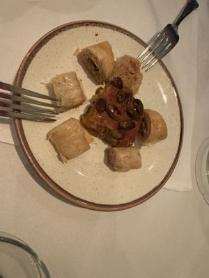 Ishbilia Restaurant by null
