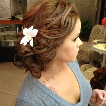 Salon 253 - Hair & makeup tutorial for my August Maui beach wedding by Adiel - Hair Salons Near Me - Wailuku, Hawaii Salon 253 - Hair & makeup tutorial for my August Maui beach wedding by Adiel - Hair Salons Near Me - Wailuku, Hawaii