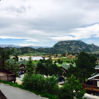 Mary's Lake Lodge - The views in the patio are magnificent. - Hotels Near Me - Estes Park, Colorado Mary's Lake Lodge - The views in the patio are magnificent. - Hotels Near Me - Estes Park, Colorado